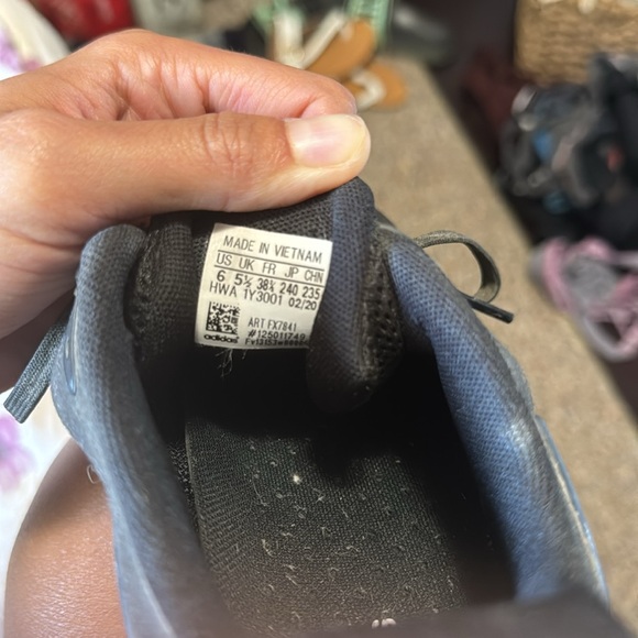 Climacool adidas shoes size 6 - Picture 4 of 5